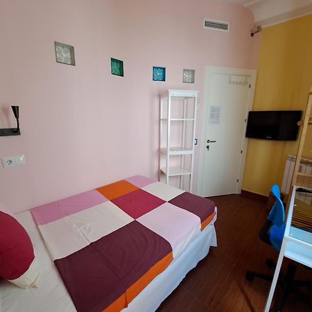 Hostal Arco Iris Мадрид Екстер'єр фото