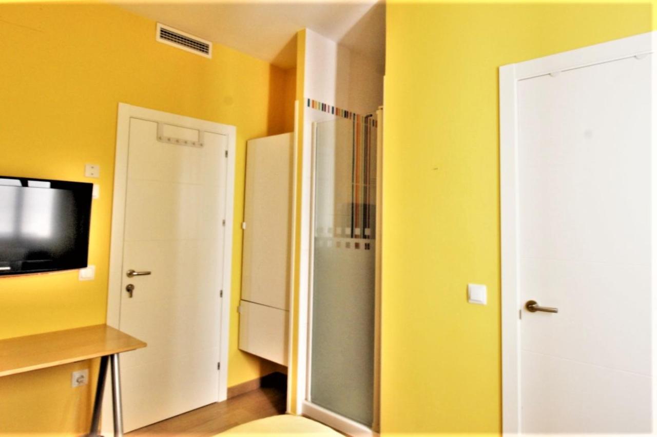 Hostal Arco Iris Мадрид Екстер'єр фото