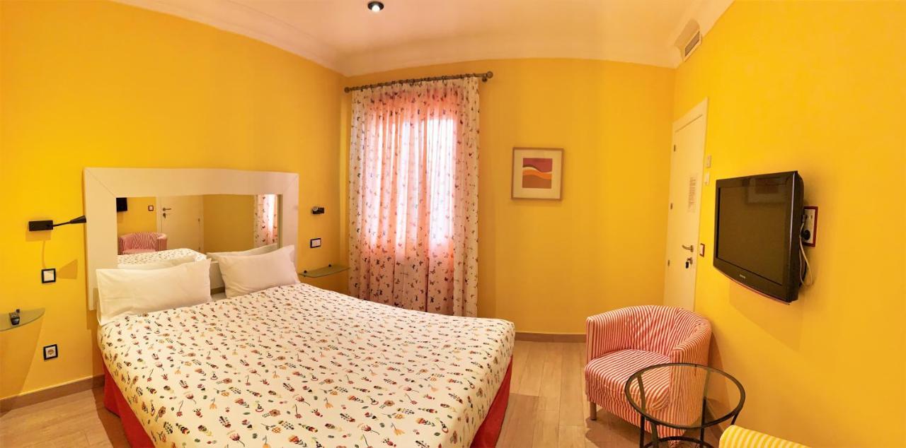 Hostal Arco Iris Мадрид Екстер'єр фото