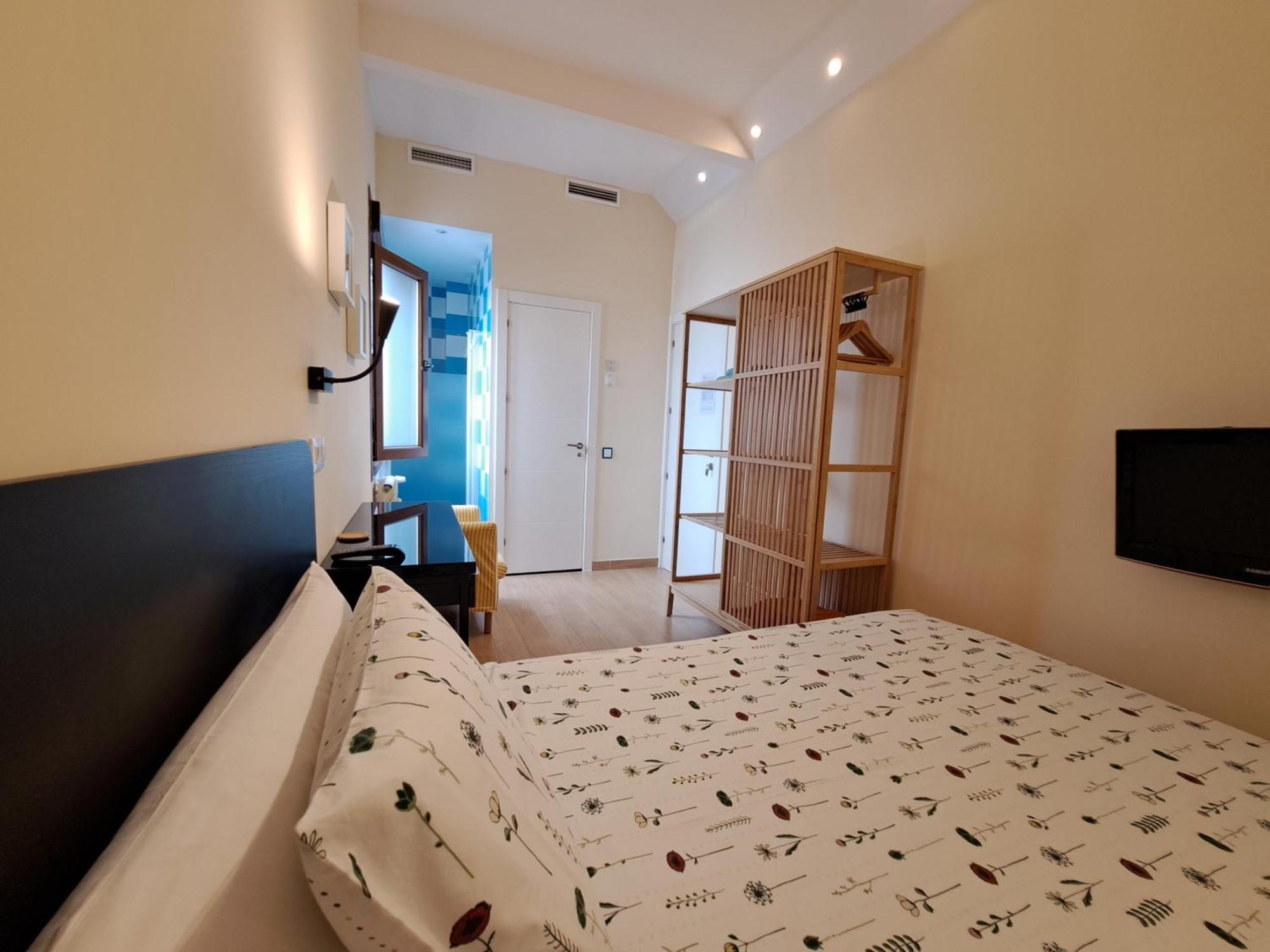 Hostal Arco Iris Мадрид Екстер'єр фото